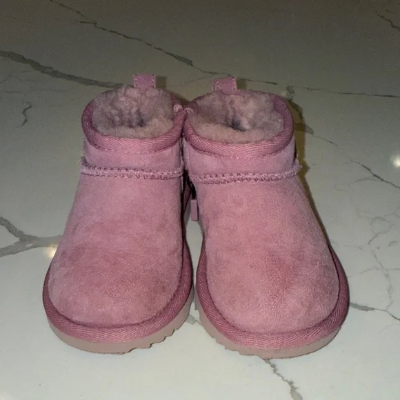 UGG Pink Short Boots - Picture 2 of 6